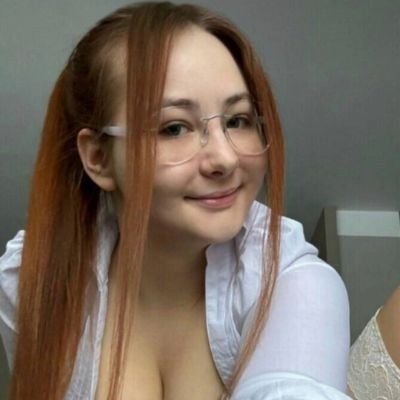 MonithaSod20796's profile picture. let be kind to people 🌈💫