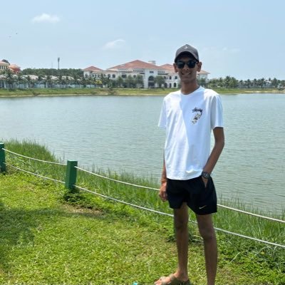 19 | ICPC Regionalist‘24 | 7x hackathon winner