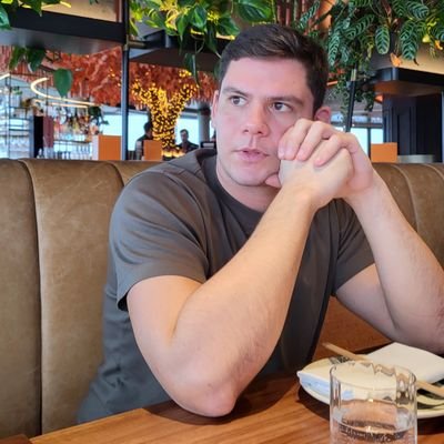 NKakafikas's profile picture. A mix of economics & finance and football.