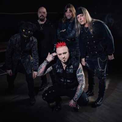 NEW SINGLE 🩸Standoff (feat. Jonny Santos of Spineshank)🩸OUT NOW‼️ Music Video HERE: 🔥👉🏻 https://t.co/lXWMAwvhYE