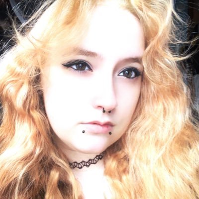 not streaming cpu trouble 💛 streaming on Fridays and Saturdays at 7:30pm est resident evil tism crocheter and dnd player business email: theduckling6@gmail.com