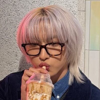 rps/rpf acc for all my fav ships (mostly 8tz but also svt and xtx)
