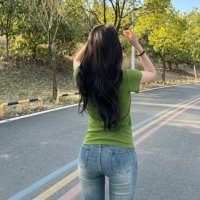 Lily (@lily54381188) 's Twitter Profile