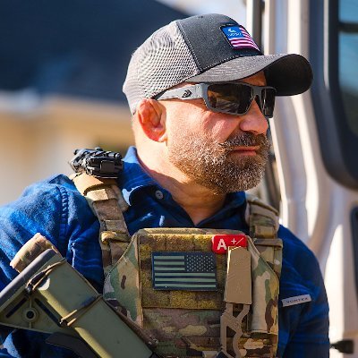 Host @ResilientShow | Speaker | Bestselling Author | Force Recon Marine | MMAChamp Ambassador @Smith_WessonInc @VortexOptics Founder @MightyOaksFDN | Isa6:8
