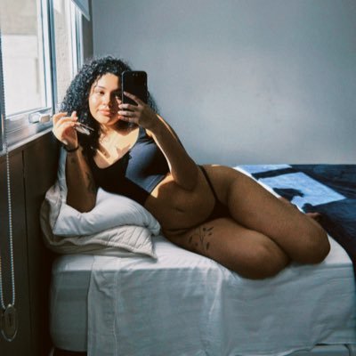 Model • SW since 2021 • CamGirl • Insta @ Bearochas_