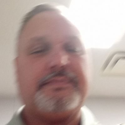 IiMackinde42565's profile picture. 