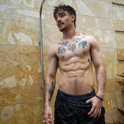 24. Call me daddy😈| YES, IT’S FREE ;) | I respond to everyone there↙️ | https://t.co/zR3JpZGqU3
