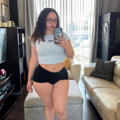 RhondaJoyc679's profile picture. single and lonely