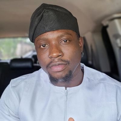 @akinolamiii