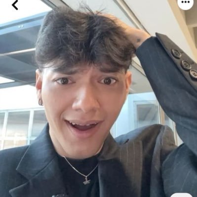 jj’s lawyer. eurovision (and also kpop and football) enthusiast. zionists dni.