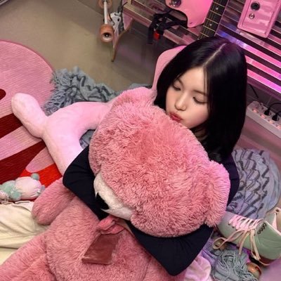 HAMIN , HYUNJUN , SONGHA , WONBIN , LISA , AESPA , NCT , YUHA , JO YI HYUN