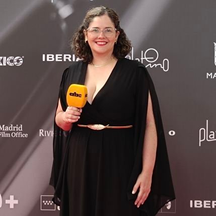 Periodista de Artes y Espectáculos de ABC Color. Amo el cine, la música, el teatro, etc. Estudiante de Gestión Cultural en la UBA.