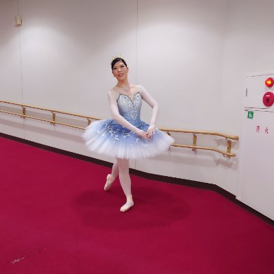 好きなもの
バレエ、落語、ドアラ先生
あだ名 華麗なドラ女💃
これまでに踊ったVa 森の女王、アルレキナーダ、オーロラ1幕、ライモンダ、オディール、スワニルダ、フェアリードール、キトリ、シルビア
ライモンダピチカート(11月)