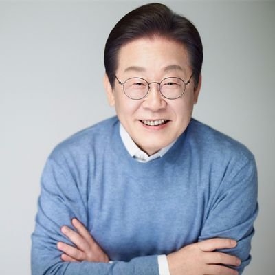 CraftHeeya's profile picture. 아무것도 하지 않으면 바뀌지 않는다.