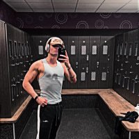 Decker (@dekqerr) 's Twitter Profile