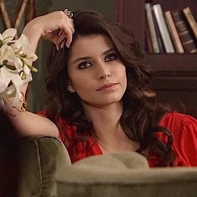 @minahilnabeel25
