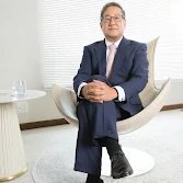 lEDwSlNs5HwNCZv's profile picture. 人生100年時代の半分を過ぎました（53歳）、難病（筋ジス）の元妻持ち、過去職歴、千葉県内で生〇クラブ販促No.2、ディズニーランド地図作成、不動産営業、配達ドライバー、現在はメール便配達会社に勤務中(^^)/
電車・カラオケ🎤🎶・B'z・旅好きです☺