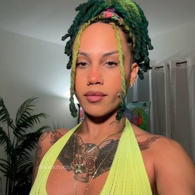 JazlynYk's profile picture. I'm a content creator