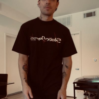 JoeyLove_HTN's profile picture. Nothing but sad quotes and sad songs here…Bassist/Vocalist-@herestonowband.