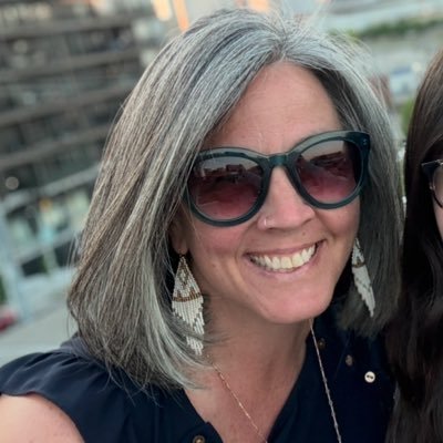 Mom ❤️ Literacy Coach ✏️ Professional Development Specialist @readingleague 📚 Believer in Humanity 🌏