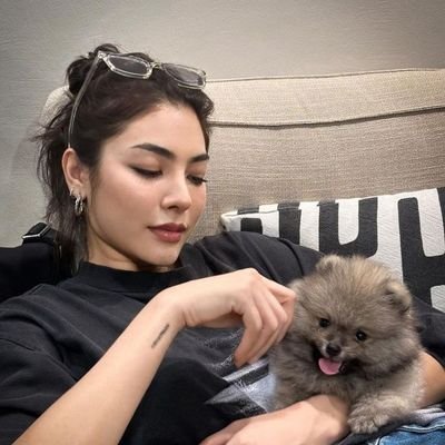 layinthai's profile picture. fan account | 𝕽𝖊𝖆𝖑𝖎𝖉𝖆𝖉𝖊 𝖕𝖆𝖗𝖆𝖑𝖊𝖑𝖆 𝖔𝖓𝖉𝖊 𝖘𝖔́ 𝖊𝖝𝖎𝖘𝖙𝖊 𝕲𝕷 𝖙𝖆𝖎𝖑𝖆𝖓𝖉𝖊̂𝖘 𝖊 𝖒𝖚𝖑𝖍𝖊𝖗𝖊𝖘 𝖖𝖚𝖊 𝖘𝖊 𝖆𝖒𝖆𝖒♡︎