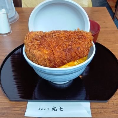 k662607015's profile picture. 前垢凍結しました。　　都内勤務の会社員です。　旅行が趣味で郷土料理を食べたり、郷土資料を見るのが好きです。