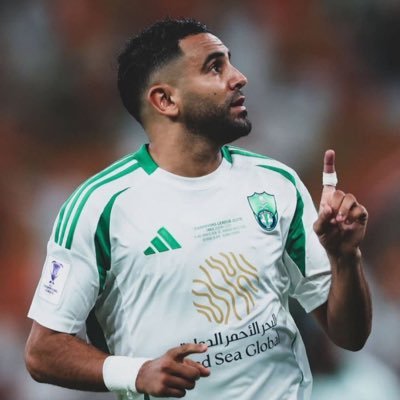 Mosalad16768044's profile picture. 🖤🤍forza bianconeri #juve💚🤍 #Alahli وعبر الزمان سنمضي معاً💚🤍