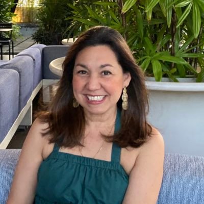 IrmaQuiros's profile picture. Mujer. Comunicadora Social 🎤 Artista panameña🇵🇦 🎨 ✏️Entrenadora y tallerista de Pensamiento y Escritura Creativa 🎶Escucha mi musica👇🏻