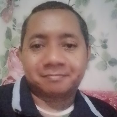 Sempre o amor vencerá.
ame e seja feliz.
