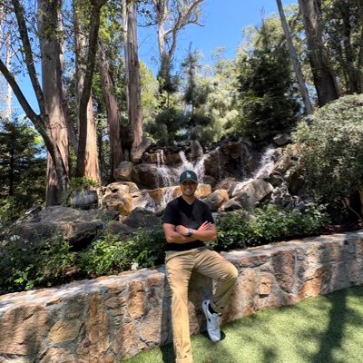 || Born in Los Angeles 🇺🇸, Roots from Puebla, MX 🇲🇽 || @KidCudi Music || 🏀 @LAClippers Basketball || ⚽@ClubPueblaMX || ⚾️ @Angels Baseball