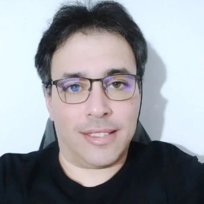 ferqueve's profile picture. Técnico Superior Universitario en TI.
91%  Licenciado. 🗒
Transitando las nubes, de digitales a las reales☁️☁️☁️.
 📸📽💻🖥⚽️