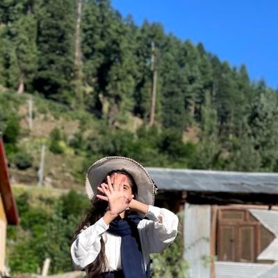 Aqsarazzq's profile picture. Life is all about the observation 🤍