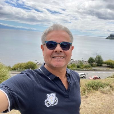 JorFue's profile picture. Me gusta la política que aporta, no a los corruptos y a los que viven del estado. Siempre por el bien común. Disperso pero no gil