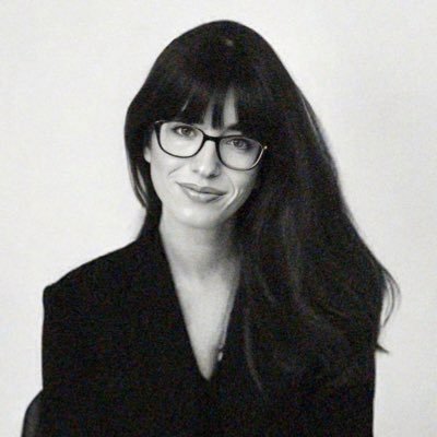 xoAshleyEllis's profile picture. 🪩Designing Magnetic Brand Experiences ✨
Founder: @luxedesignco_ 🔜@swoonstudioco
Hungry? Me too, let’s eat! @ashleyshungry 🍝