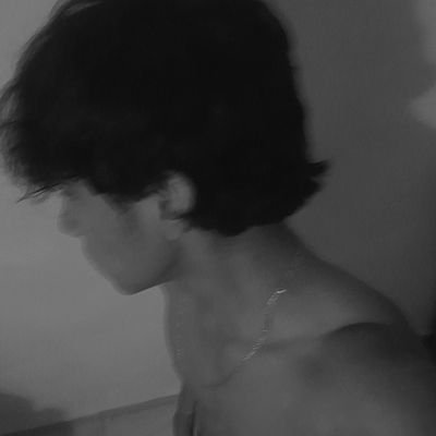 Marioxd47051561's profile picture. mi alma pide paz, no sé dónde estará.