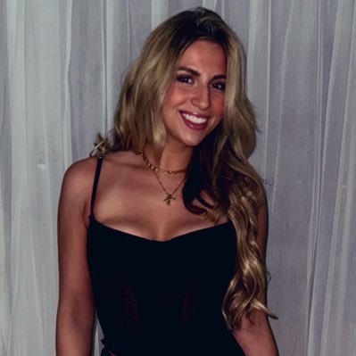 kasskels's profile picture. Mostly tweets about Taylor Swift