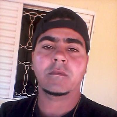 botelho_pe2387's profile picture. só viver feliz