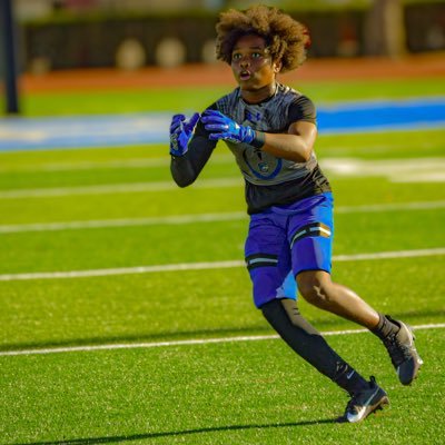 Javiersteward4's profile picture. 27’ || 5’9 140 || Wide Receiver||@Chandler_Wolves || Javiersteward25@outlook.com