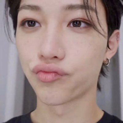 skzdiabos's profile picture. advogada dos heejake