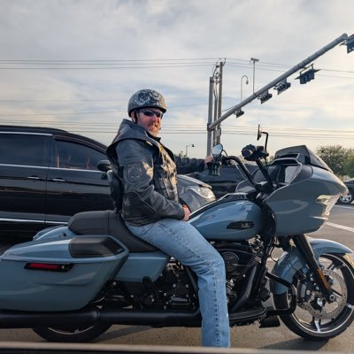 Retired Army, Combat Vet, HD rider, Coffee Drinker, Host of Ken & Ken in the Morning and The Halas Hall Report on the Huddle Sports Network.