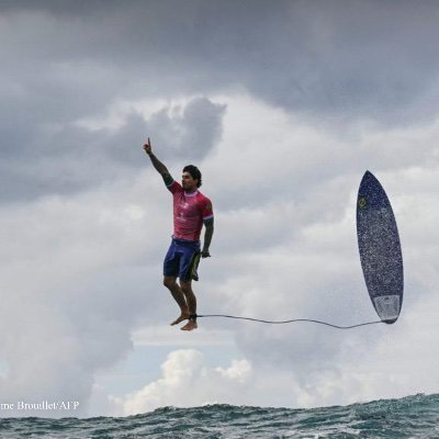 jaybarz13's profile picture. 