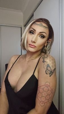 mirellatsxxx's profile picture. Inked vixen | Adult model | Dragon-loving geek |  mirellatsxxx    XxxgoddessxxX