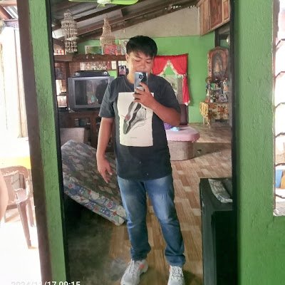 Daddyproblem12's profile picture. 