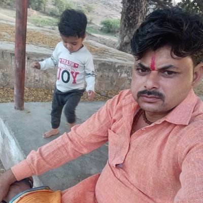 STiwari20229's profile picture. 