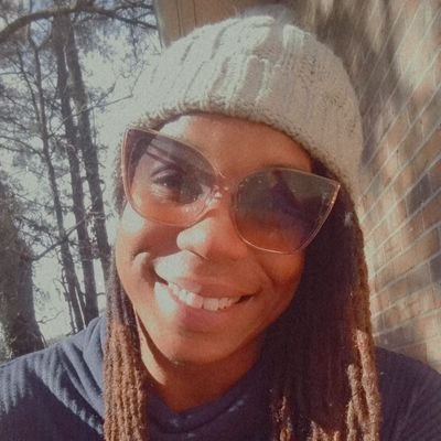 MlleAbdul's profile picture. A humble French Teacher trying to regain her footing.