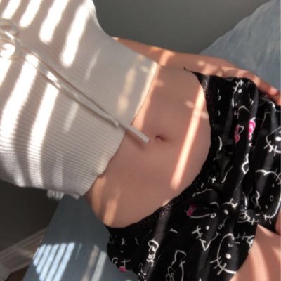 repost/info acc 𖤣.𖥧.𖡼.⚘ belongs to @princessruby369