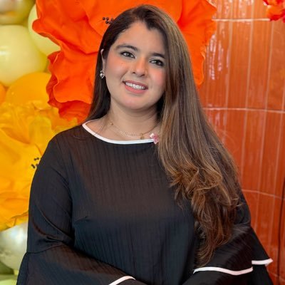 shariashakeel's profile picture. 