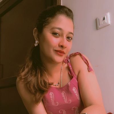 ShrutiChau0730's profile picture. I'm Shruti Chaurasia & I am currently pursuing my legal education with a resolute ambition to serve as a judge,dedicated to upholding the principles of justice⚖