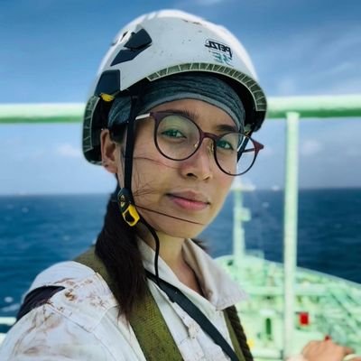 I am Gabriella Angie Dane , I’m 30 years old and I am a marine engineer by profession, I have worked in the oil industry for some years now.