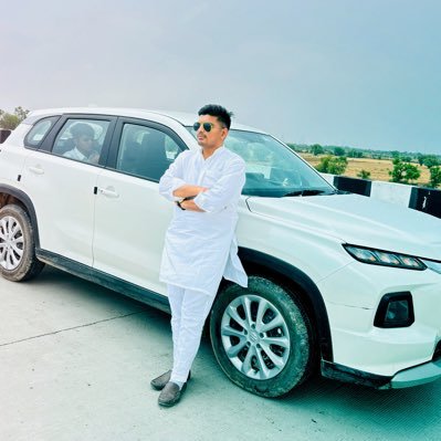 Drdineshdudi's profile picture. Shree Balaji medicose                        जो लोग सोचते हैं कि वे किसी भी प्रकार की सेवा करने के योग्य नहीं हैं, वे शायद पशुओं और वृक्षों को भूल जाते हैं